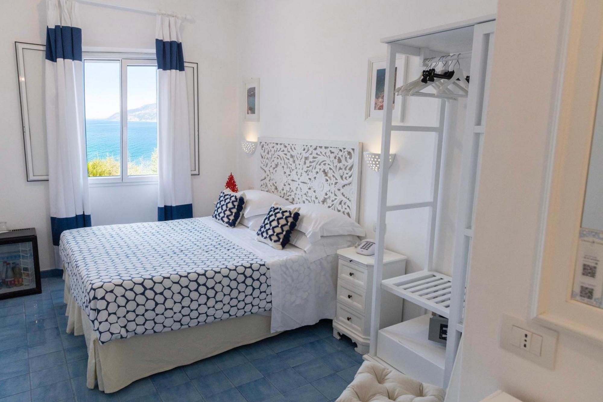 Double Room with Sea View,1679569836:JPEG